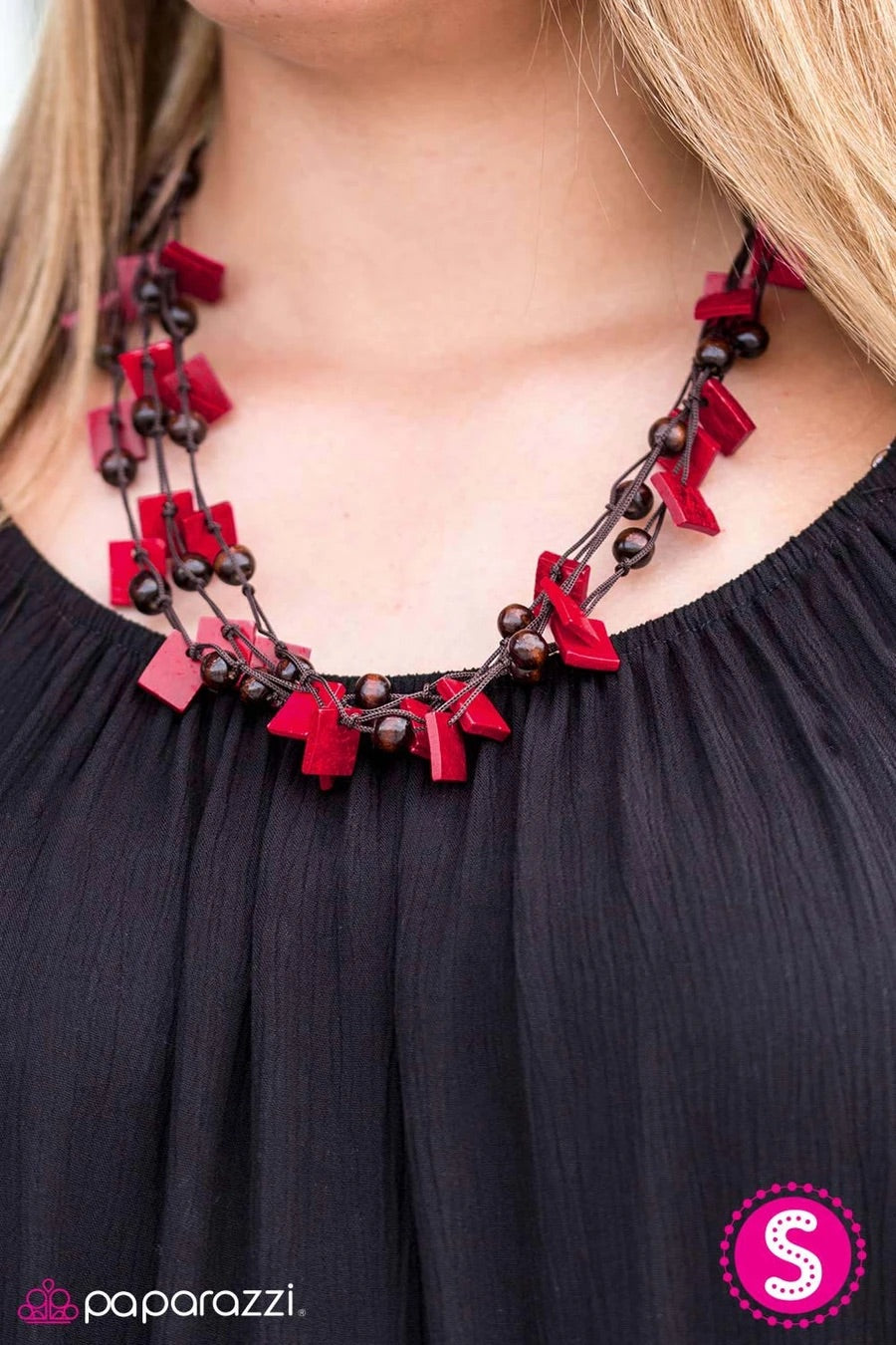 Red wooden necklace on sale paparazzi