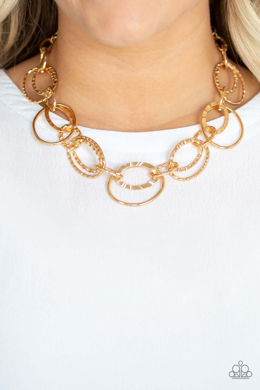 Bend OVAL Backwards - Gold Necklace - TheMasterCollection