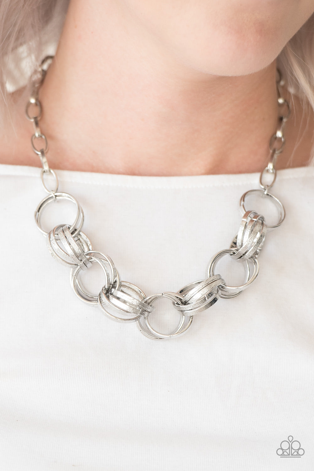 Statement Made - Silver Necklace - TheMasterCollection