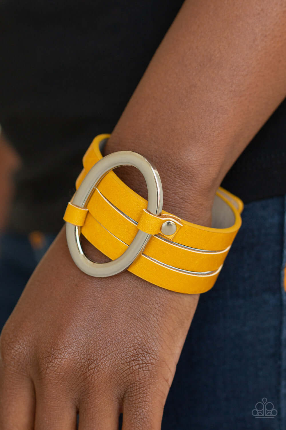 Cowgirl Cavalier - Yellow Bracelet - TheMasterCollection