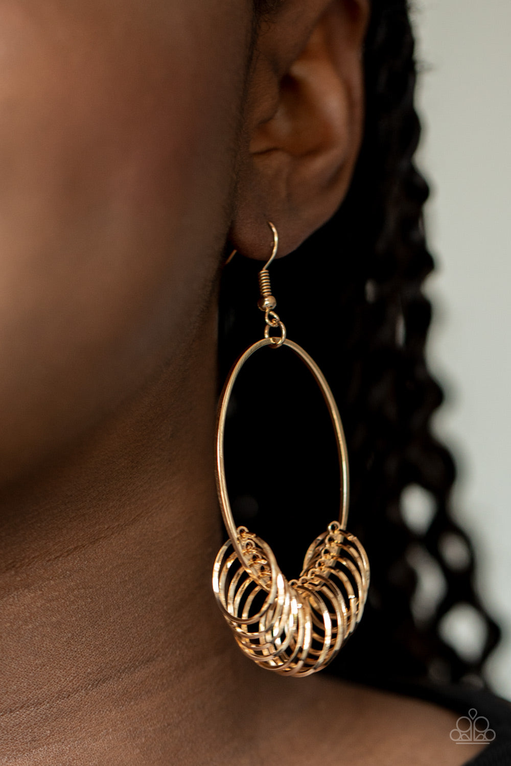 Paparazzi Accessories - Halo Effect - Gold Earrings