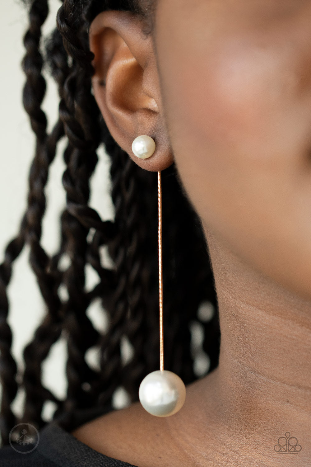 Paparazzi Accessories - Extended Elegance #E257 - Gold Earrings