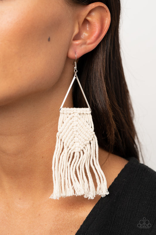 Paparazzi Accessories - Macrame Jungle #E420 Peg - White Earrings