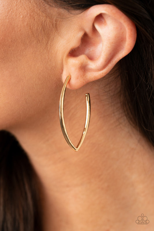 Paparazzi Accessories - Point-Blank Beautiful - Gold Earrings