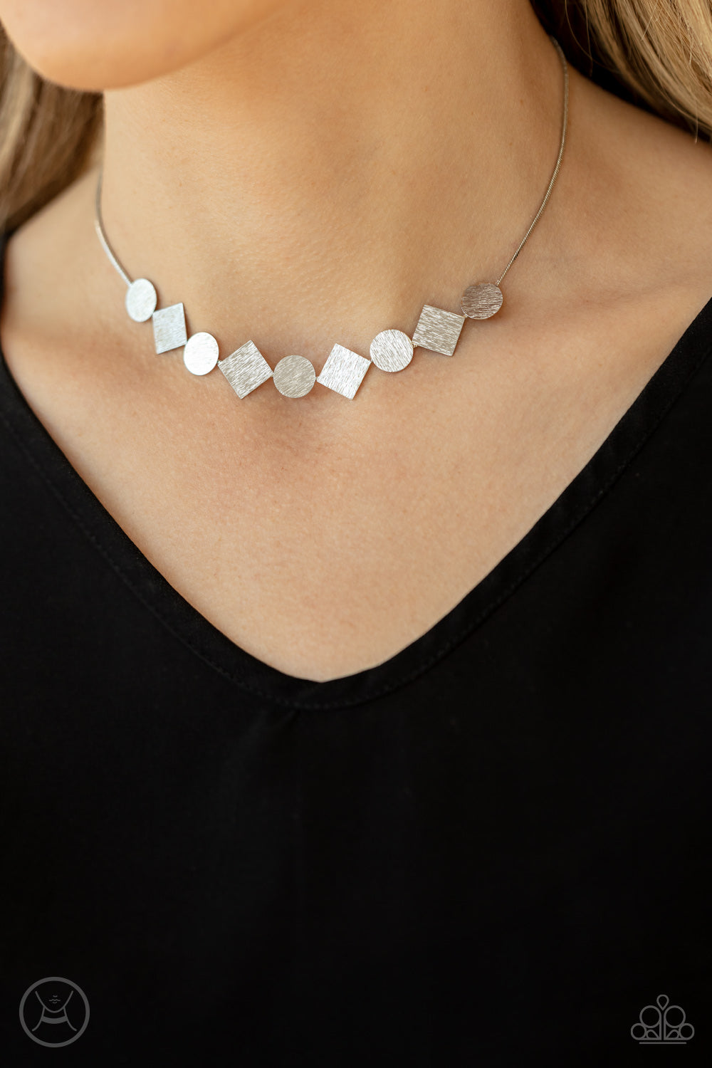 Paparazzi Accessories - Don't Get Bent Out Of Shape #N629 - Silver Choker Necklace