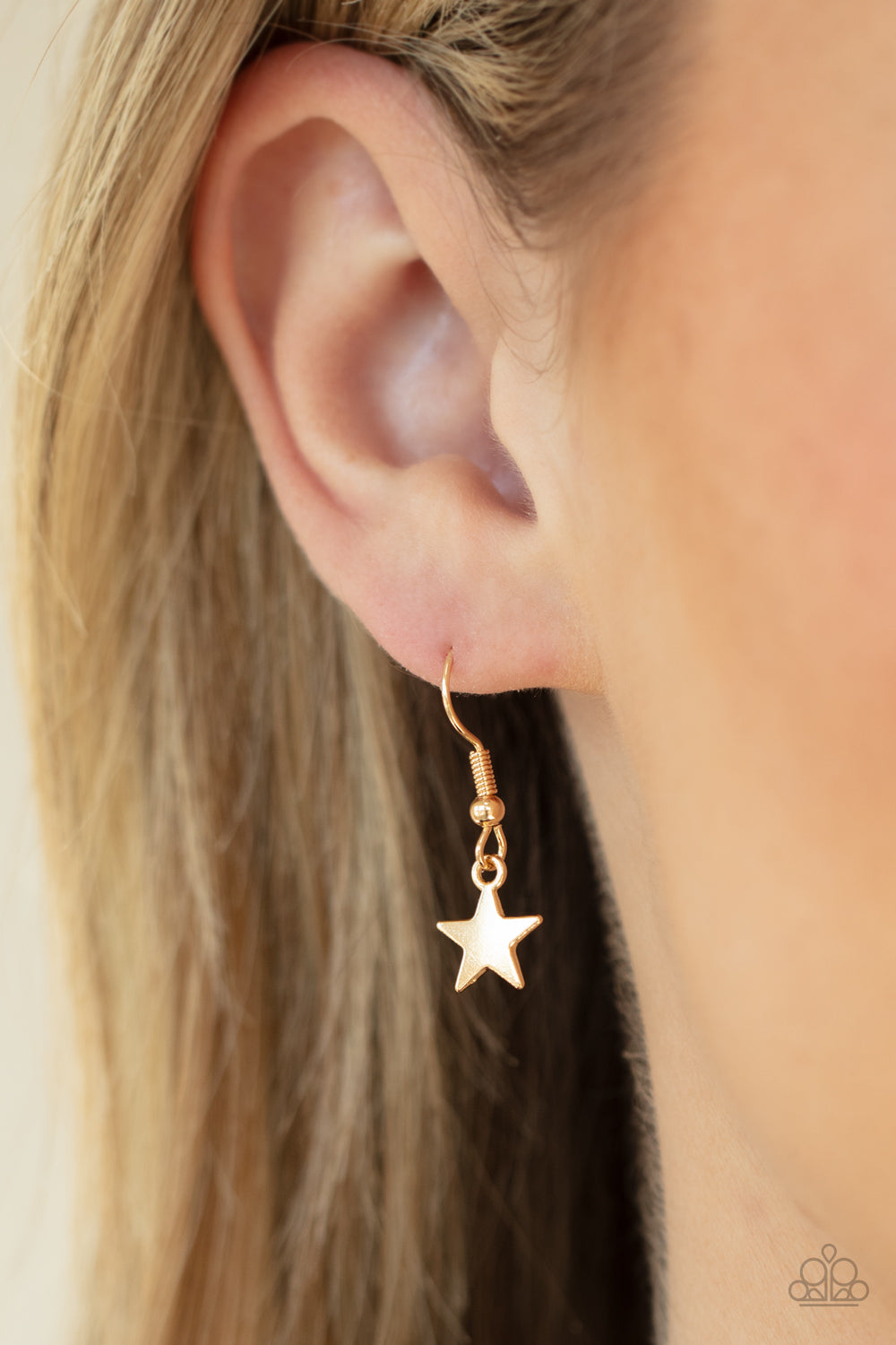 Paparazzi Accessories - Stellar Stardom #N614 - Gold Necklace