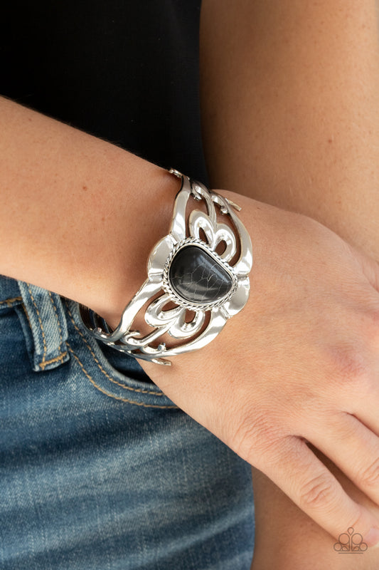 Paparazzi Accessories - The MESAS are Calling #B492 Drawer 7/1 - Black Bracelet