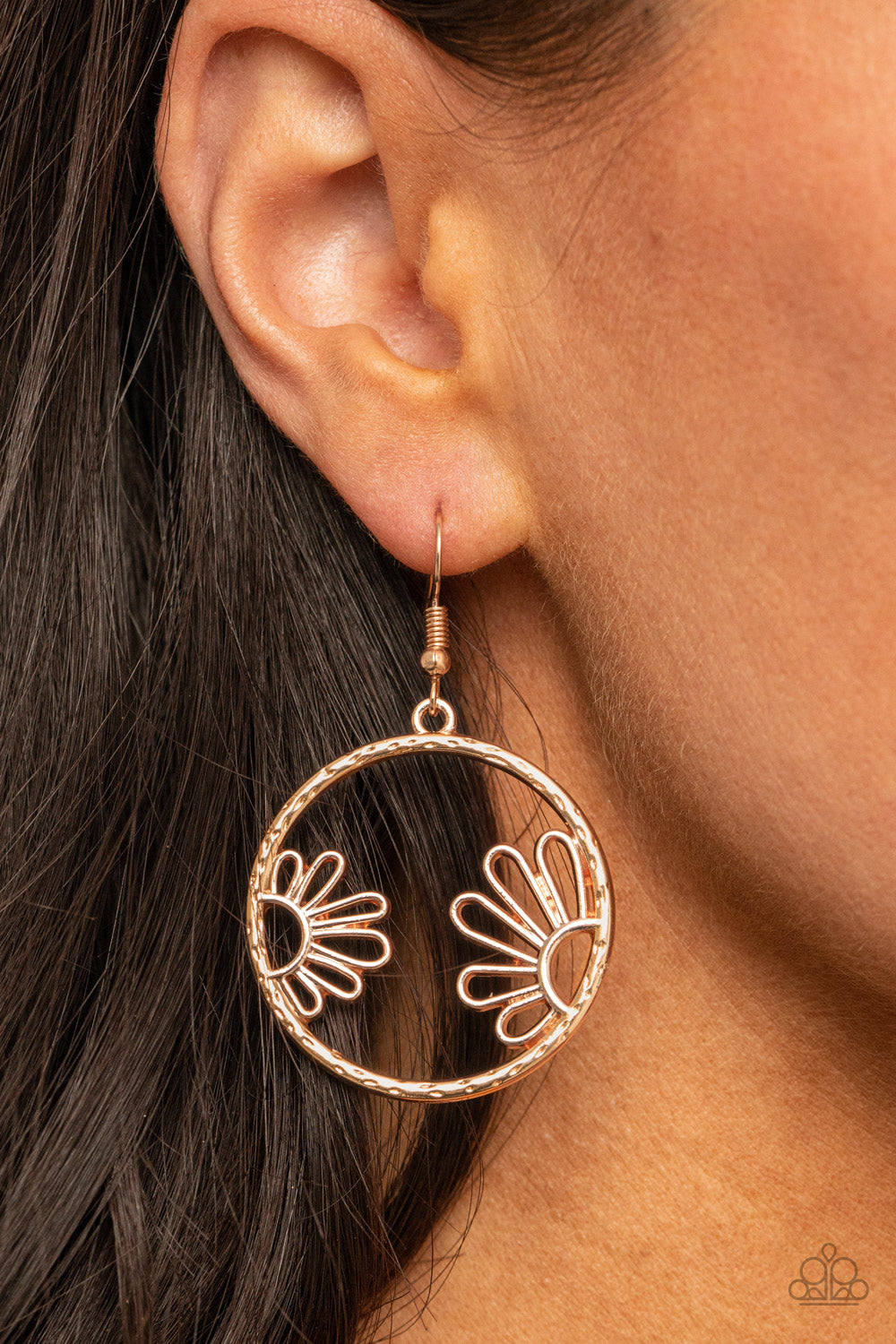 Paparazzi Accessories - Demurely Daisy #E530 - Rose Gold Earrings