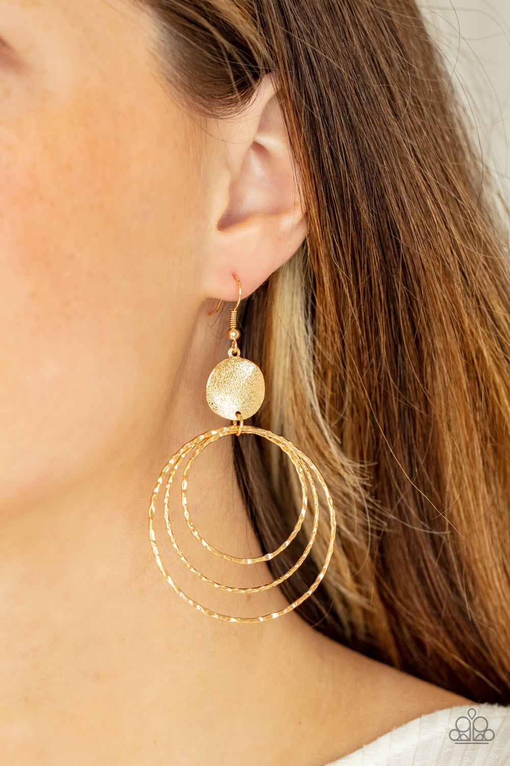 Paparazzi Accessories - Universal Rehearsal #E545 - Gold Earrings