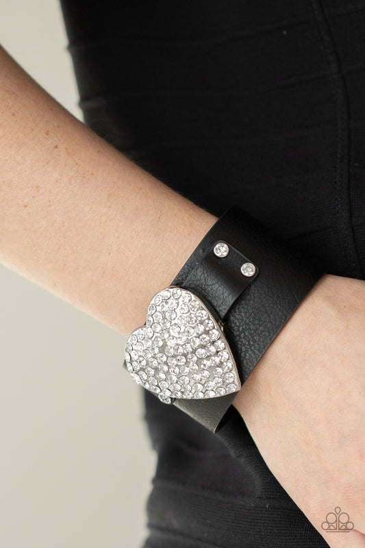 Paparazzi Accessories - Flauntable Flirt #B530- Black Bracelet