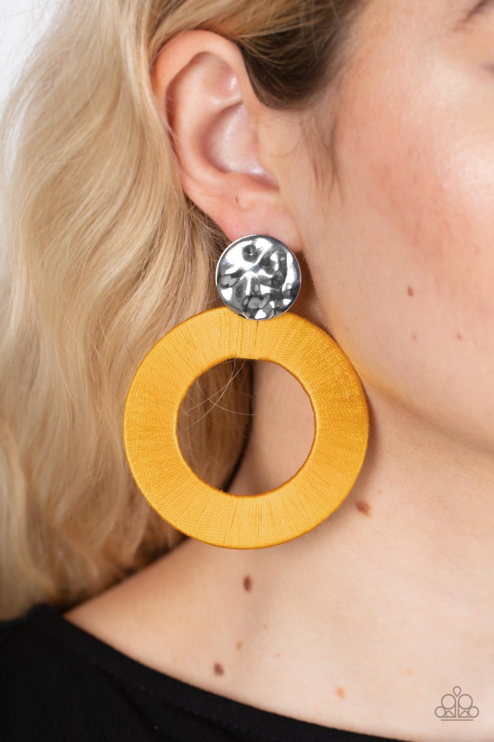 Paparazzi Accessories - Strategically Sassy #E620 - Yellow Earrings