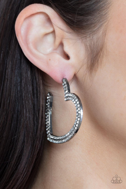 Paparazzi Accessories - AMORE to Love #E606 - Black Earrings