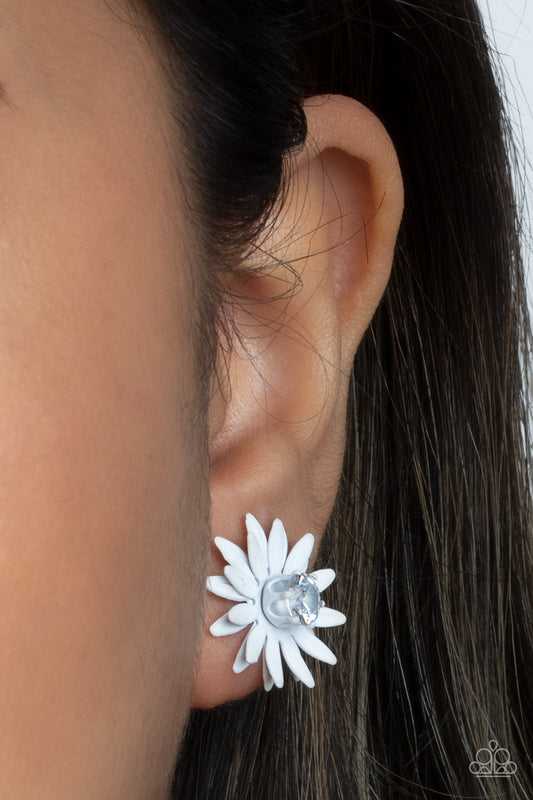 Paparazzi Accessories - Sunshiny DAIS-y #E573 - White Earrings