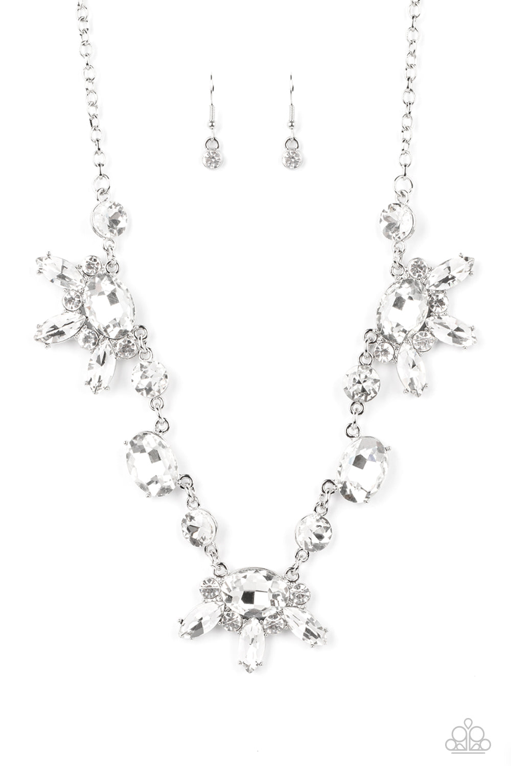 Paparazzi Accessories - GLOW-trotting Twinkle #L188 - White Necklace