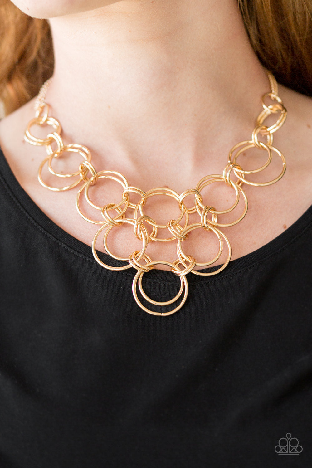 ringing-off-the-hook-gold necklace - TheMasterCollection