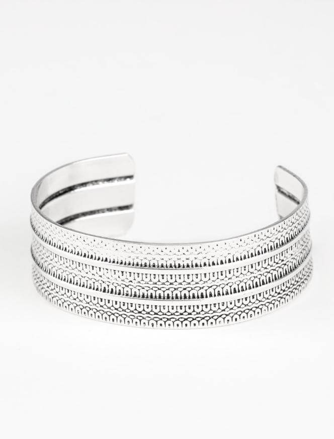 Paparazzi Accessories  - Absolute Amazon Silver Bracelet #B41 Drawer 5/1 - Silver Blue Bracelet