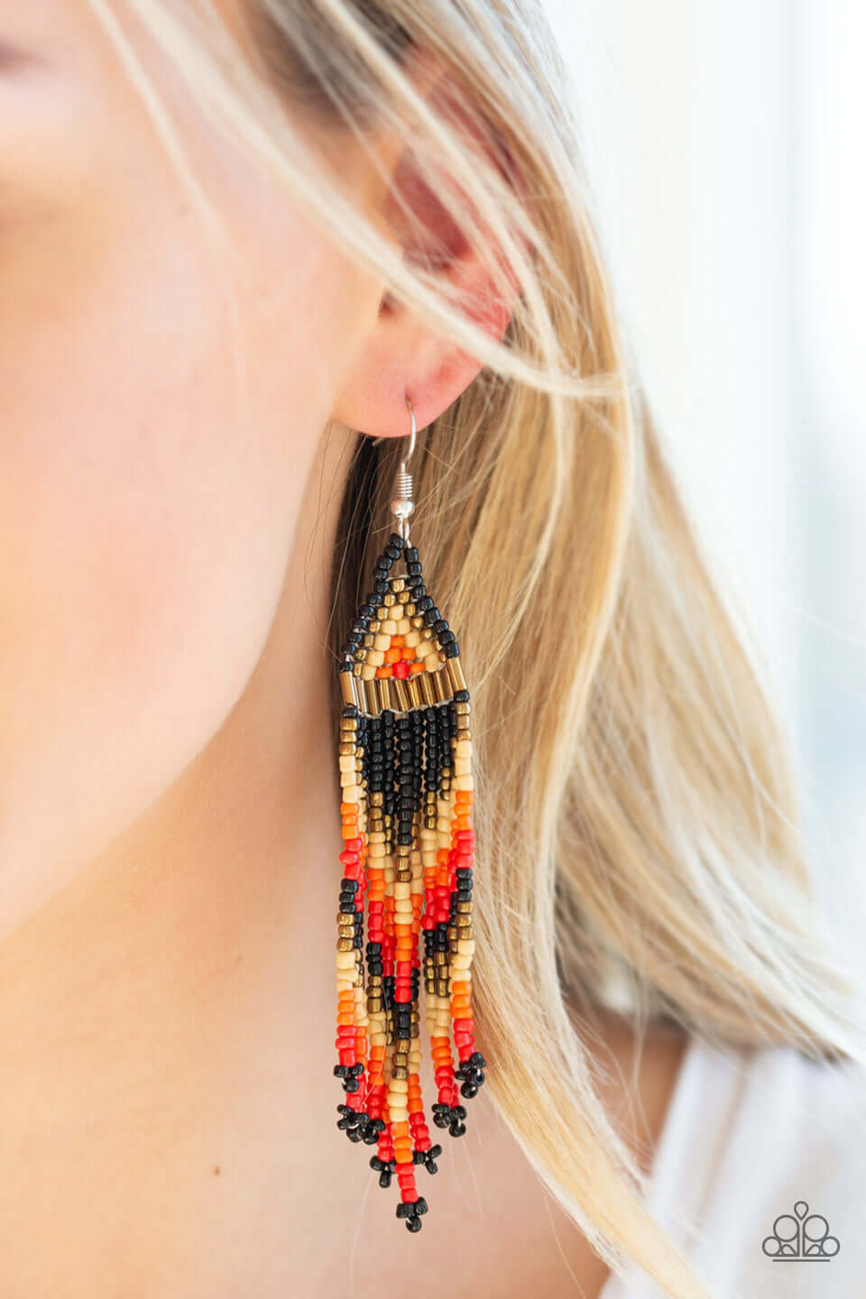 Colors Of The Wind Black Earrings - TheMasterCollection
