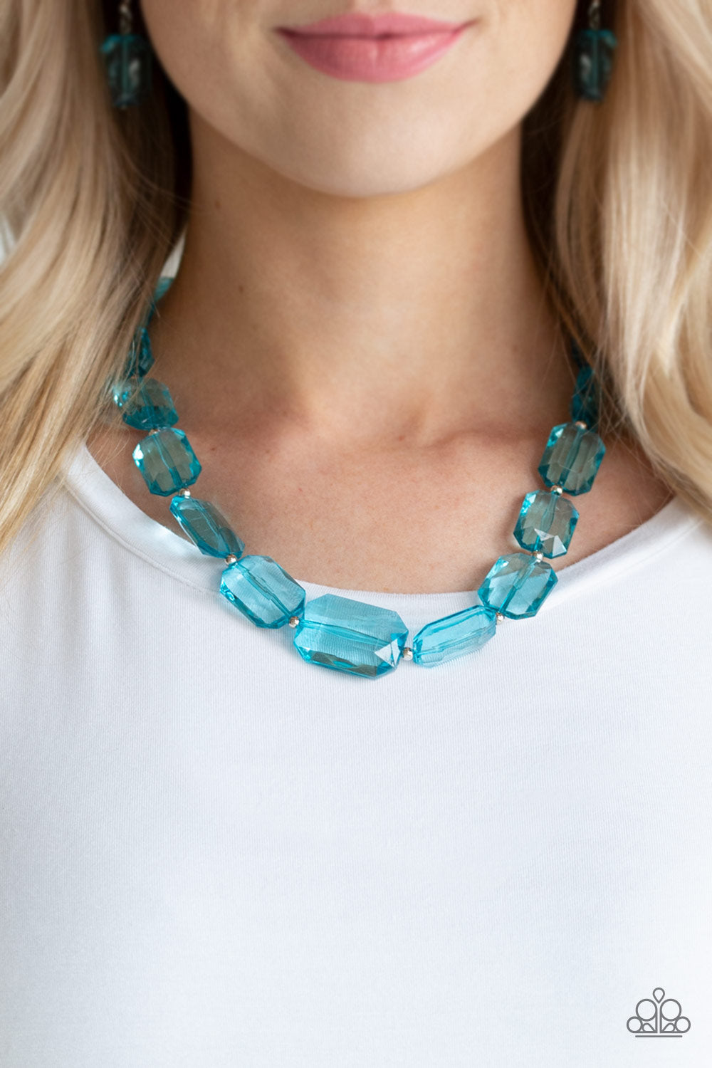 Paparazzi Accessories  - ICE Versa -  #N95 Blue Necklace
