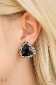 Paparazzi Accessories  - Daringly Duchess #E180 Peg - Black Clip On Earrings