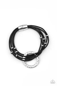 Paparazzi Accessories  - Magnetic Muse #B707 Drawer 7/2 - Black Bracelet