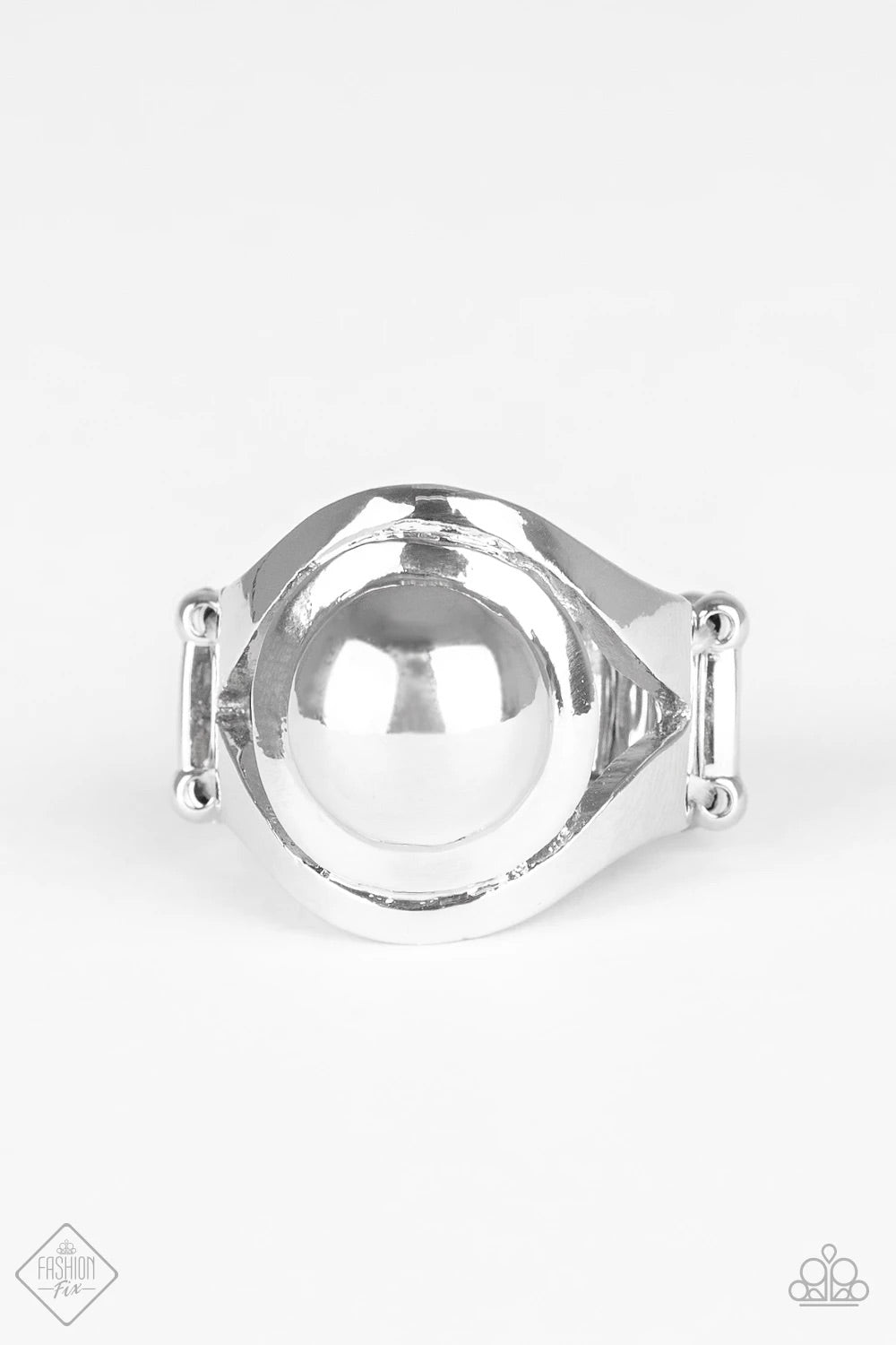 Paparazzi Accessories  - Metro Center #RS1/F1 - Silver Ring