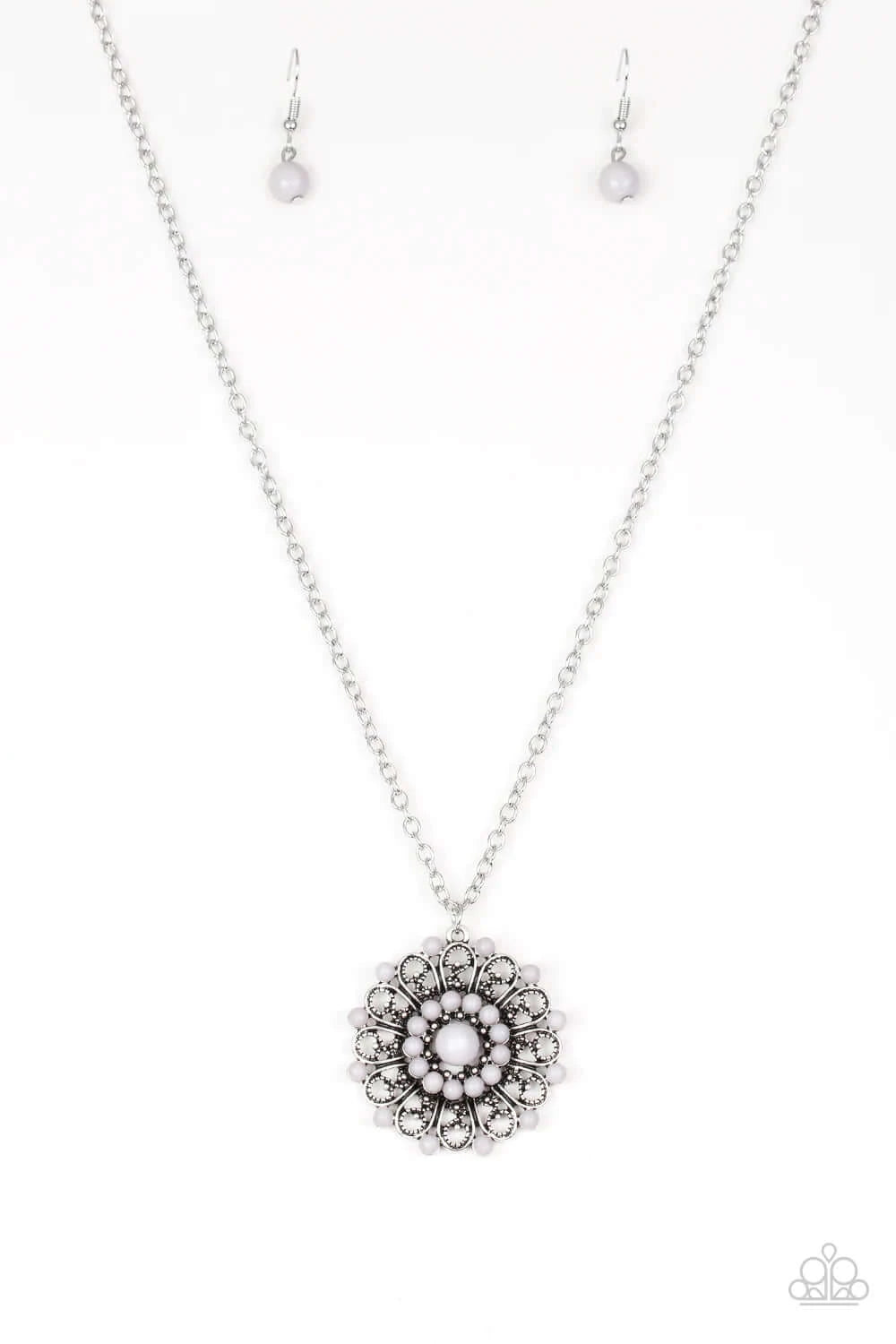 Paparazzi Accessories  - Boho Bonanza #N881 Peg - Silver Necklace
