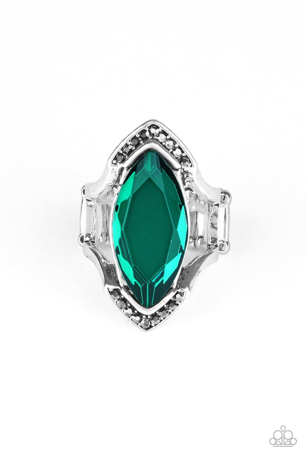 Paparazzi Accessories  - Leading Luster - Green Ring